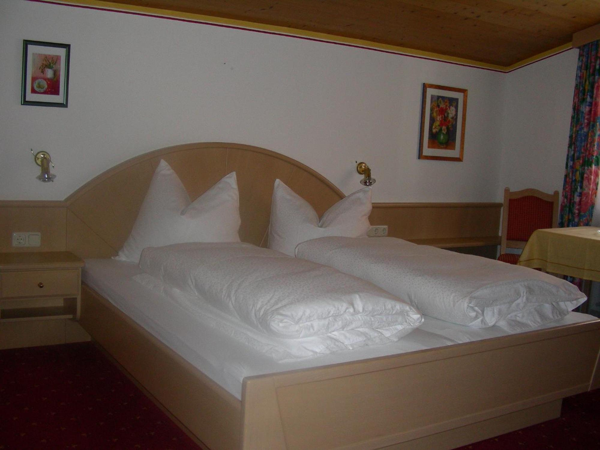 Appartements Tschol Martin Sankt Anton am Arlberg Rum bild