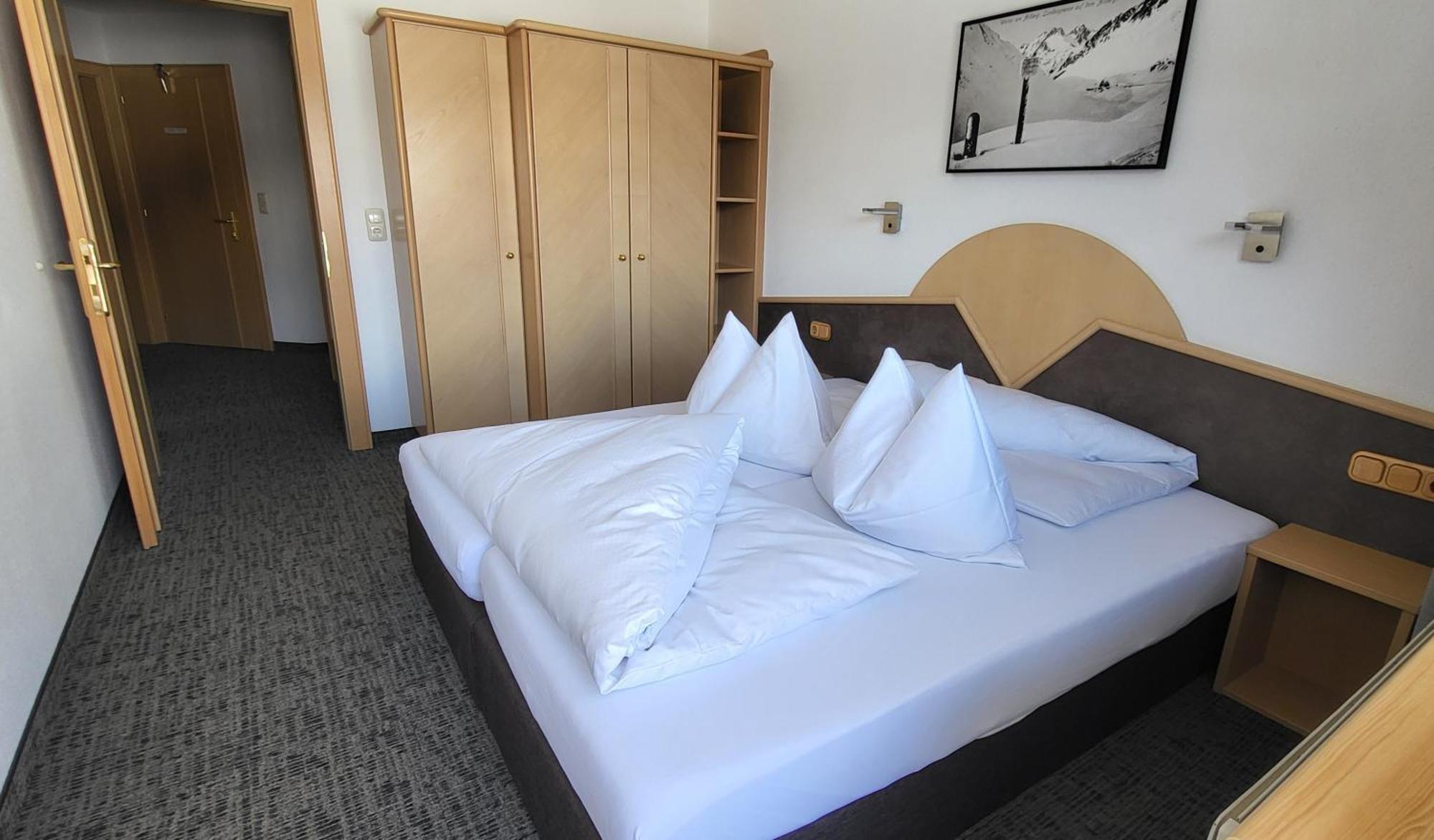 Appartements Tschol Martin Sankt Anton am Arlberg Rum bild